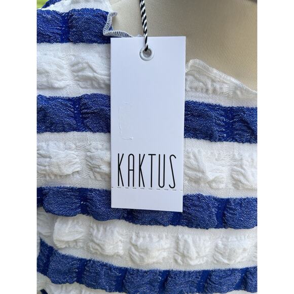 NWT Women's Kaktus Navy and White Stripped Top Size Small -Measurements in Descr - Picture 3 of 4